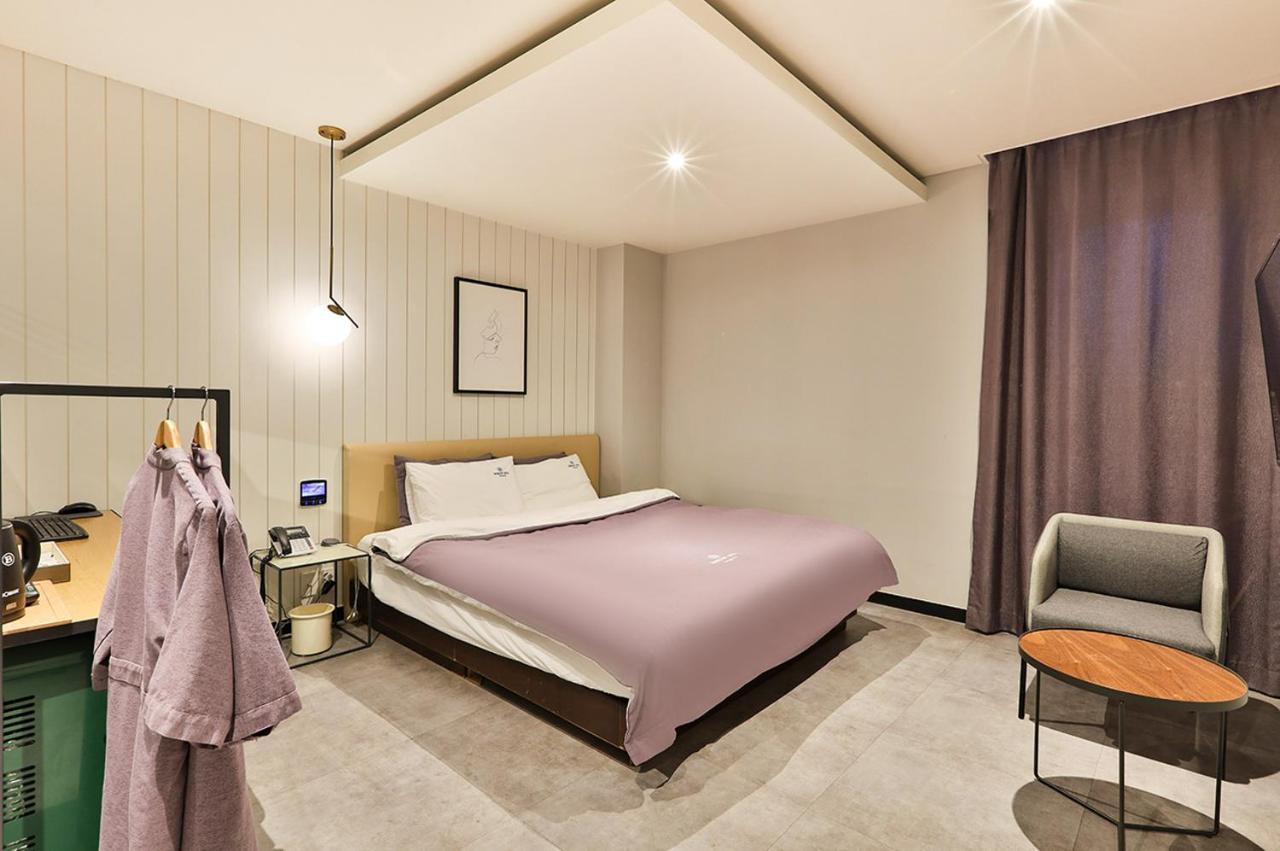 Brown Dot Hotel Jeonggwan Busan Exterior foto