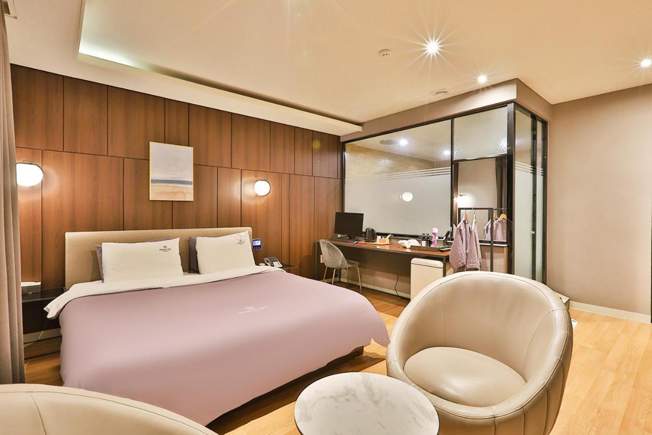 Brown Dot Hotel Jeonggwan Busan Exterior foto