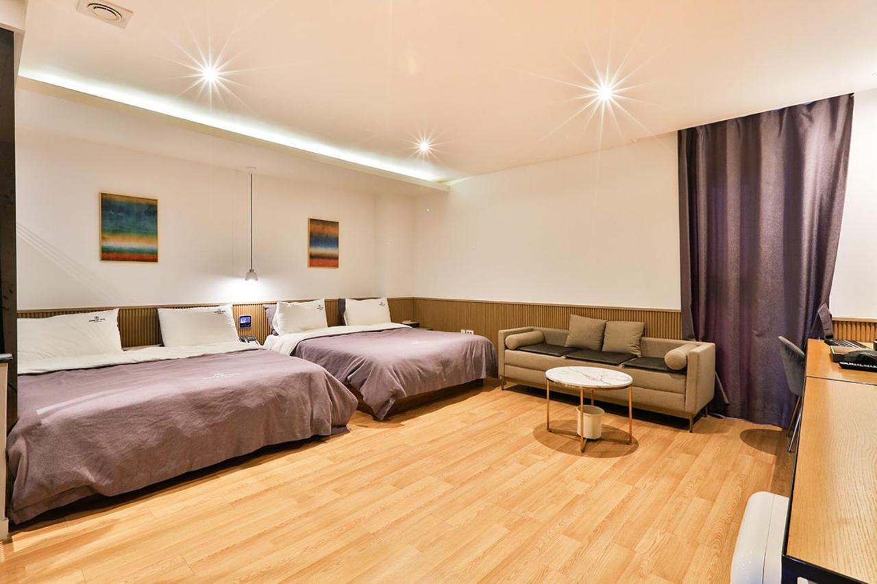 Brown Dot Hotel Jeonggwan Busan Exterior foto